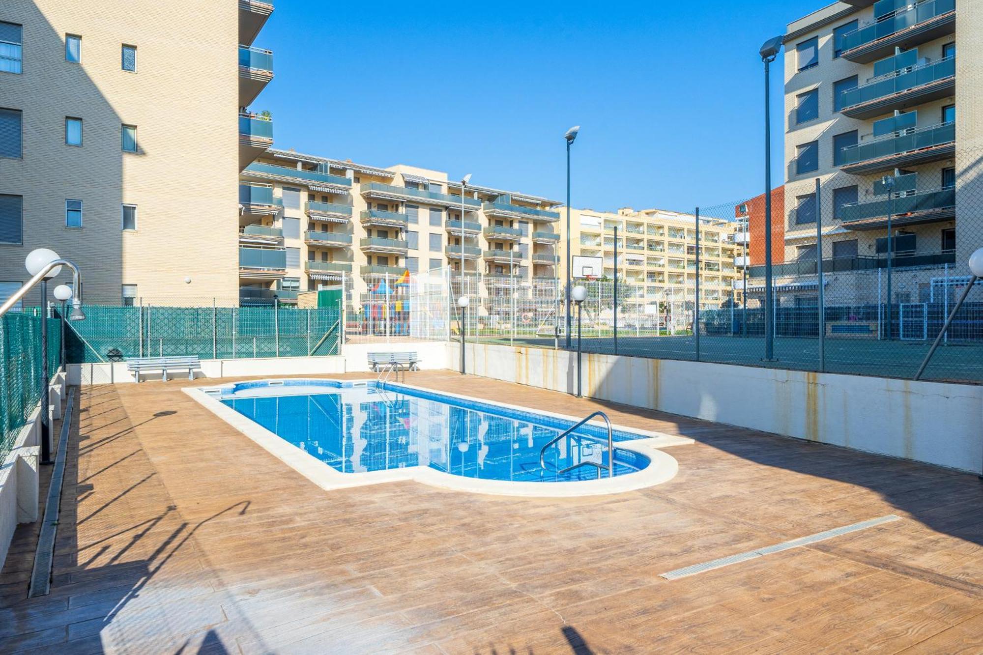 Alea Rentals - Albeniz La Pineda Kültér fotó